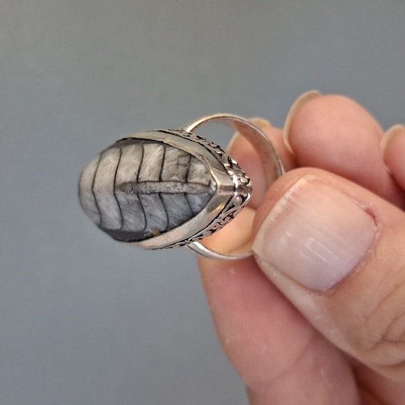 New Orthoceras Fossil 925 Silver Ring. - Picture 10 of 12